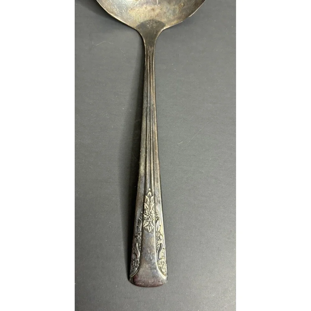 7 International Silverplate Camelia Gravy Ladle Silverplate 6 1/2